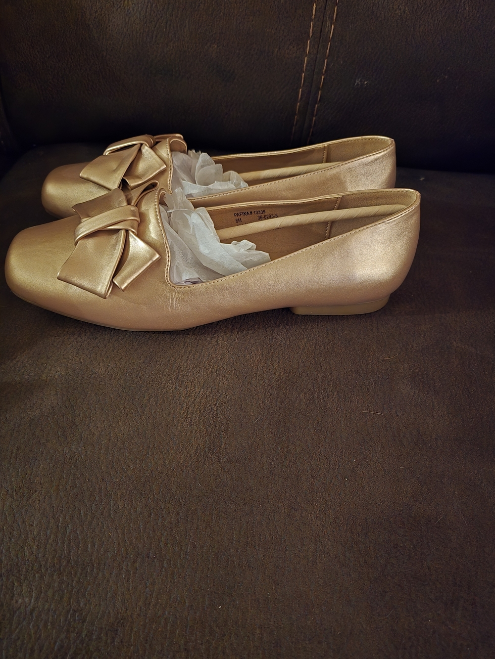 comfortview Metallic Gold Bow Flats